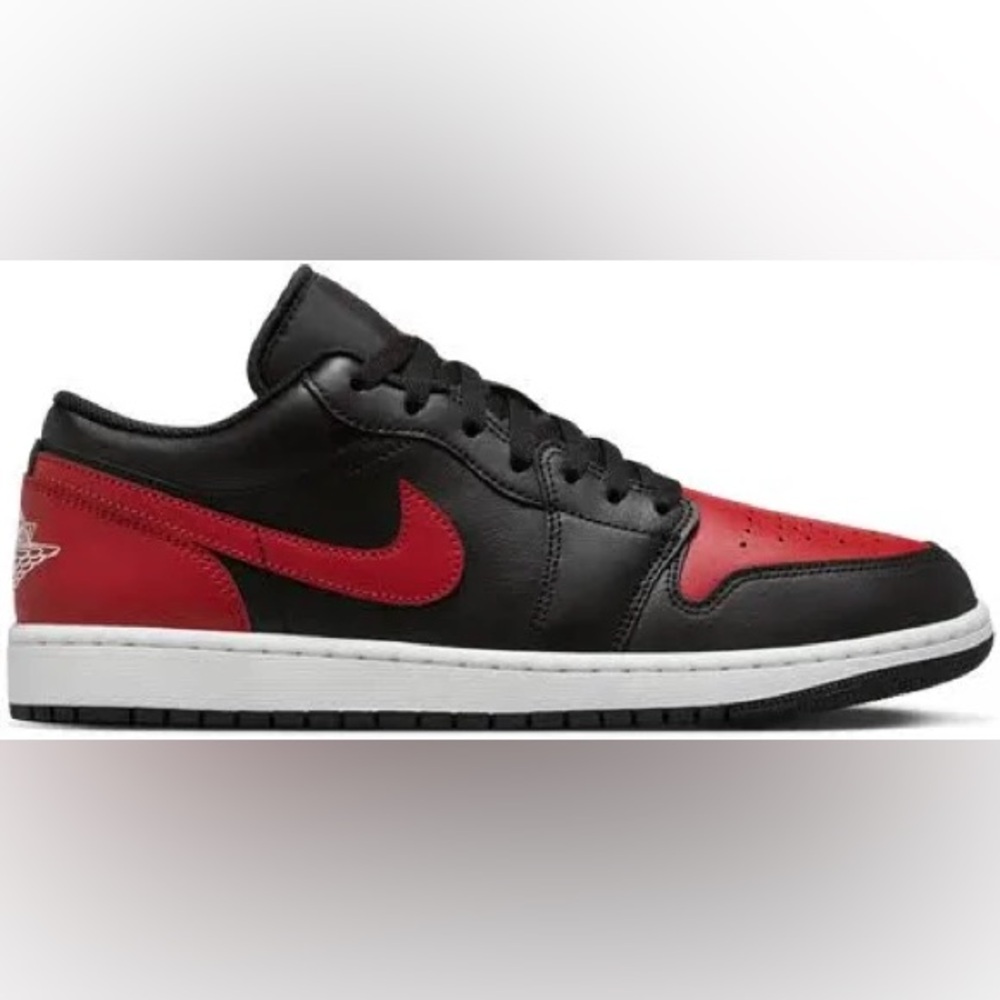 Jordan Black/Red AJ 1 Low Sneakers 6.5Y